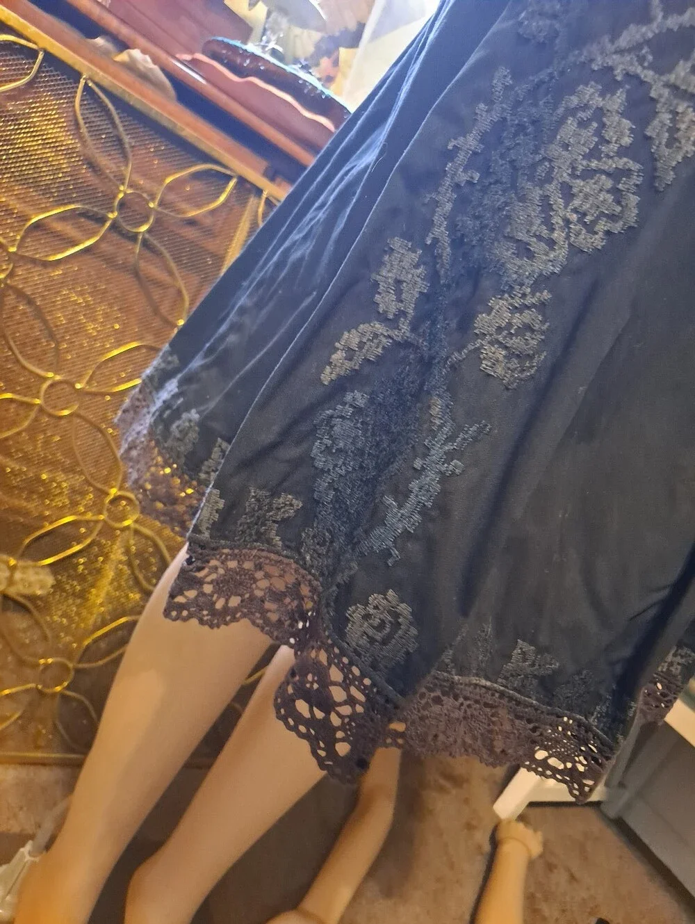 Ann Taylor Cotton Classic Navy Embroidered A-Line Skirt